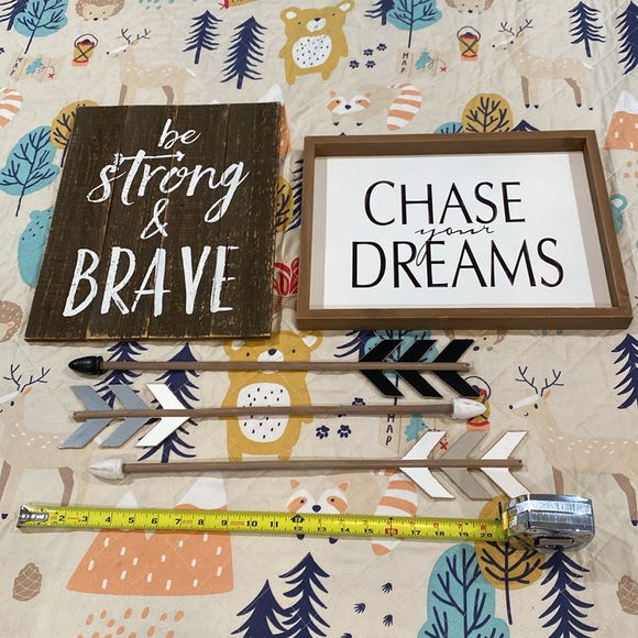 Hobby Lobby Nursery/ Children’s Wall Art Decor | Woodland Animals - Picture 1 of 8